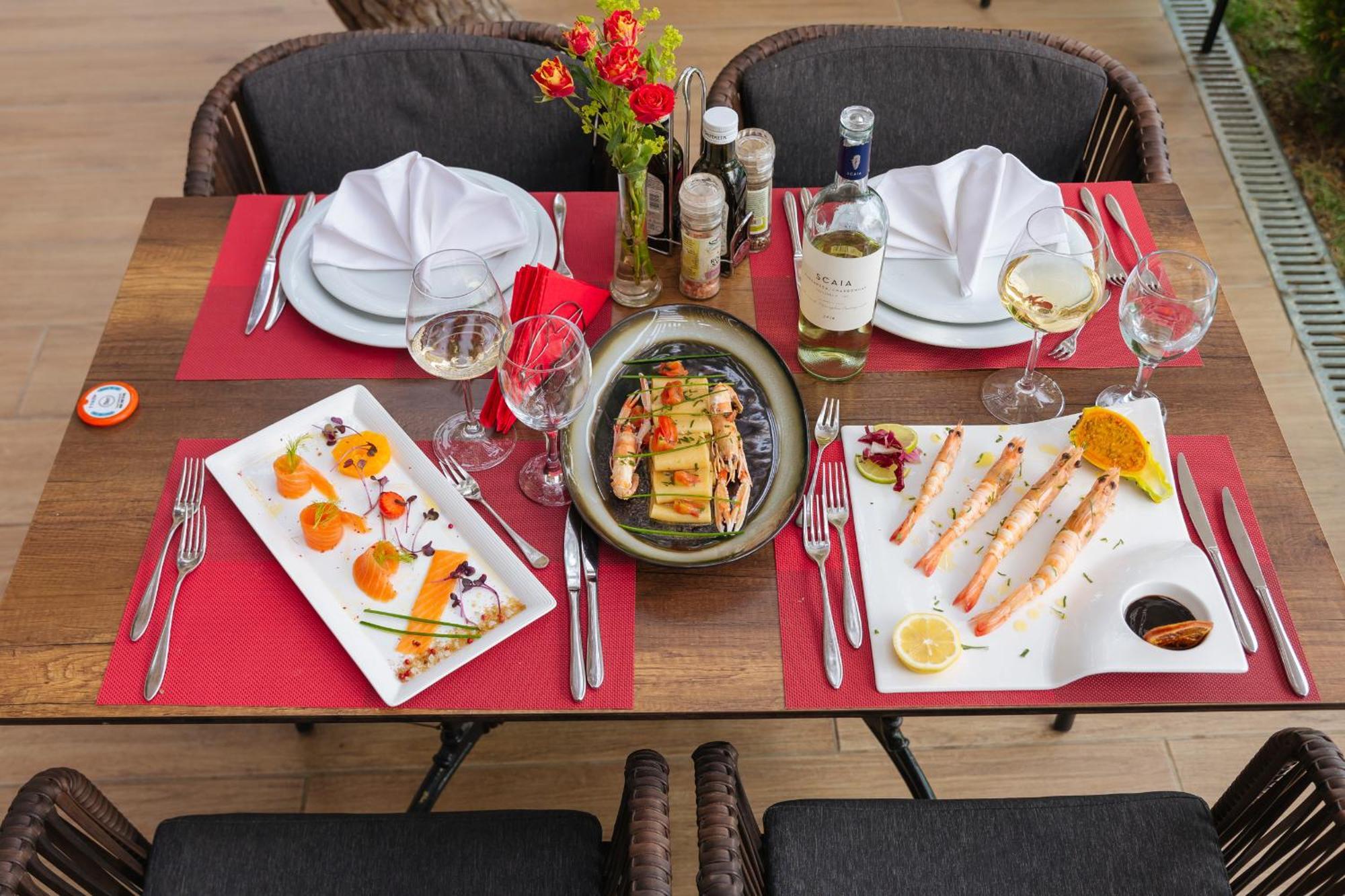 Albanian Star Hotel Kryemedhej Ngoại thất bức ảnh
